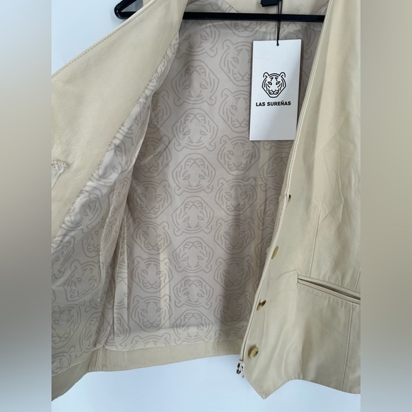 Las Surenas 100% Leather Tiger Embroidered Vest In Ivory - Picture 8 of 9